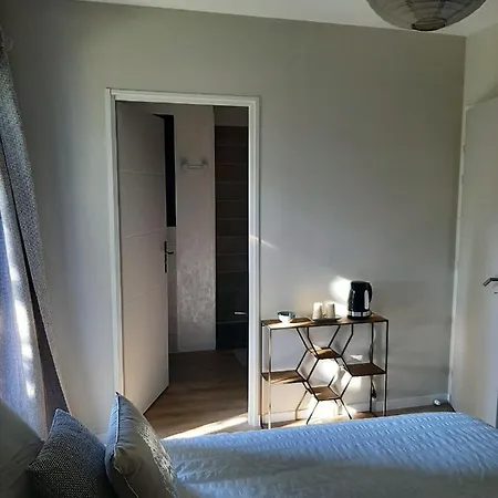 La Claudia Jardin Et Oda ve Kahvaltı Pennautier
