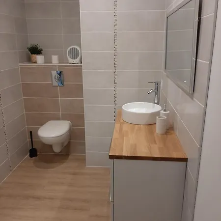 Panzió La Claudia Jardin Et Pennautier