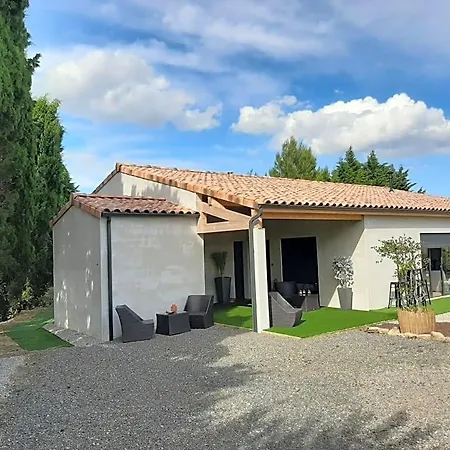 Oda ve Kahvaltı La Claudia Jardin Et 3*