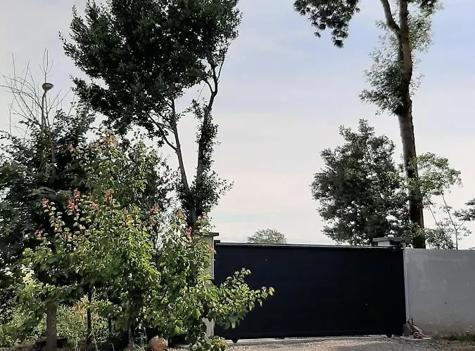 La Claudia Jardin Et 3*